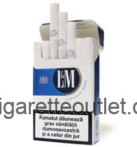  L&M Blue Label cigarettes