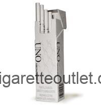  Virginia Slims UNO White cigarettes